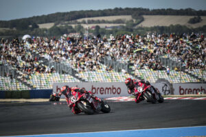 Ducati Aruba.it Racing protagonista della Gara-1 Superbike a Magny-Cours