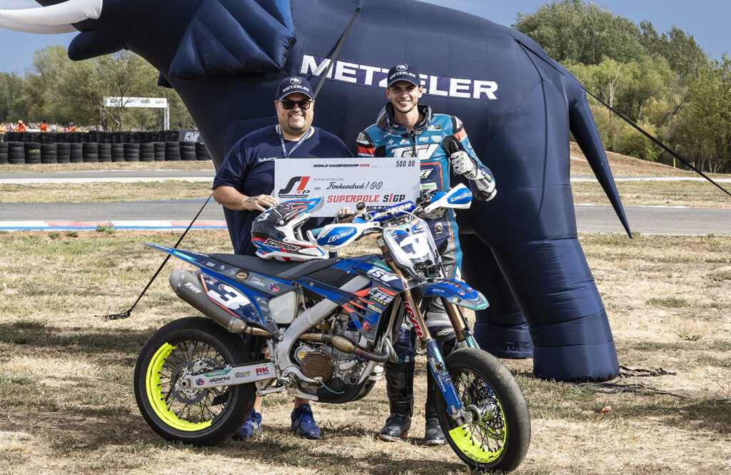 Protagonisti del GP Ungheria Supermoto durante Gara 1 sul circuito di Visonta