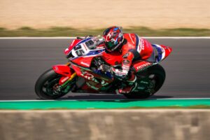 Honda HRC al WorldSBK Magny-Cours 2026 con Dixon e Chantra
