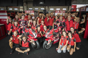Weekend Superbike di Aruba.it Racing-Ducati a Magny-Cours