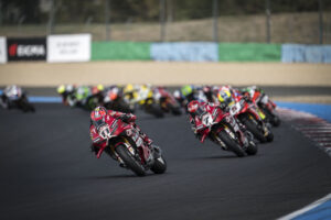 Aruba.it Racing Ducati nel weekend Superbike di Magny-Cours con Bulega protagonista