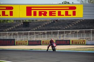 WorldSBK 2026 a Magny-Cours, round dominato da Nicolò Bulega