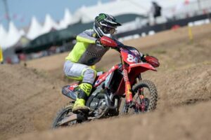 Pneumatico Pirelli SCORPION MX32 Mid Soft per il motocross su terreni medio-morbidi