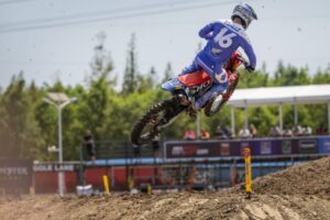 Jeffrey Herlings nella gara di qualifica della MXGP Cina a Shanghai