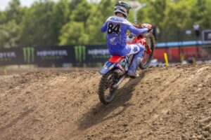 Jeffrey Herlings nella gara di qualifica della MXGP Cina a Shanghai