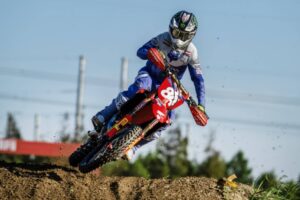 Jeffrey Herlings nella gara di qualifica della MXGP Cina a Shanghai