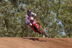 Tom Vialle protagonista della qualifica MXGP Australia a Darwin
