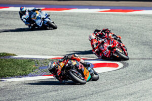 Pedro Acosta con la KTM RC16 nel weekend del MotoGP Austria al Red Bull Ring