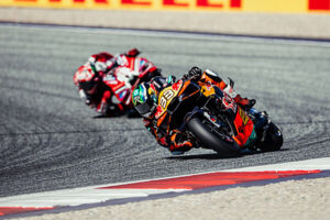 Brad Binder in gara con la KTM RC16 al GP d’Austria MotoGP 2026