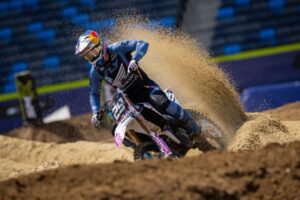 Honda HRC Progressive agli SMX Playoffs Los Angeles con Hunter Lawrence in corsa per il titolo 450