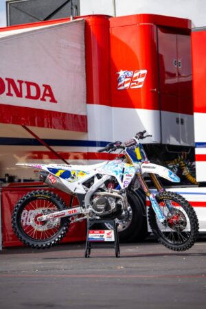 Hunter Lawrence e Honda HRC Progressive agli SMX Playoffs di Los Angeles