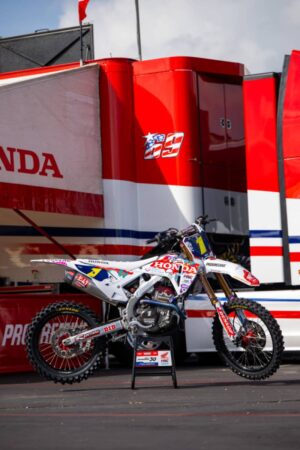 Hunter Lawrence e Honda HRC Progressive agli SMX Playoffs di Los Angeles