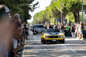 Raduno US Car on the Beach con vetture americane alla Italian Bike Week 2026
