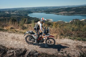 Trofeo EICMA Adventure Series FMI, Adventouring tra territori e strade a fondo naturale