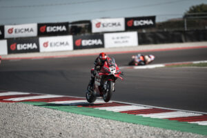 Iker Lecuona e Aruba.it Racing - Ducati protagonisti della Superbike Cremona