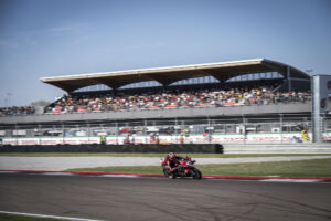 Iker Lecuona e Nicolò Bulega protagonisti della doppietta Ducati nella Superbike Cremona