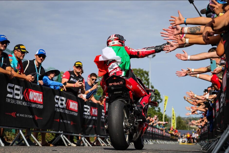 Nicolò Bulega campione WorldSBK 2026 con Aruba.it Racing Ducati