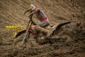 Honda HRC Progressive allo SMX World Championship di Columbus, condizionato da pioggia e fango