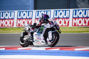 aprilia-a-misano_3.jpg