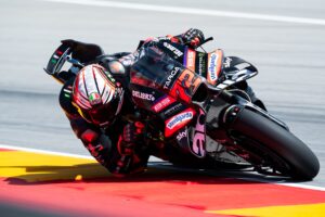 aprilia-racing-misano_4.jpg