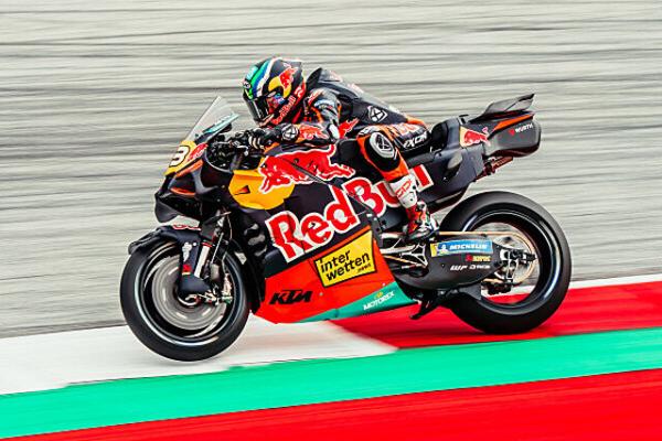 Brad Binder con la KTM RC16 al GP d’Austria di MotoGP