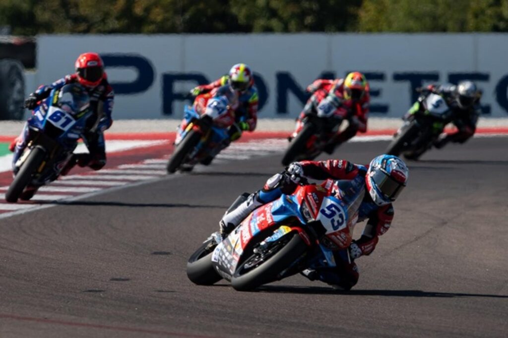 Valentin Debise e ZXMOTO nel round di Supersport a Cremona