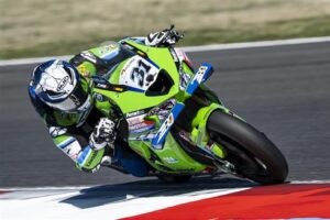Garrett Gerloff e la Kawasaki Ninja ZX-10RR nel weekend WorldSBK di Magny-Cours