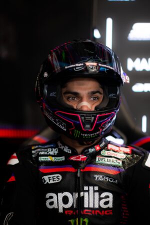 gp-del-giappone-motogp-martin-leader-motegi_2.jpg