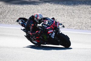 gp-del-giappone-motogp-martin-leader-motegi_4.jpg