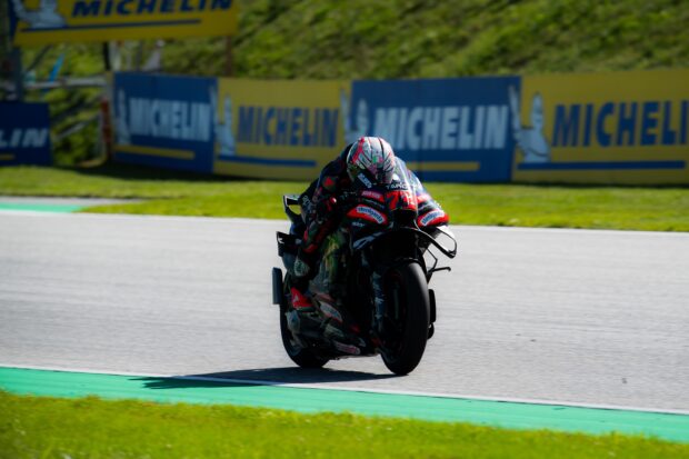 gp-del-giappone-motogp-martin-leader-motegi_6.jpg