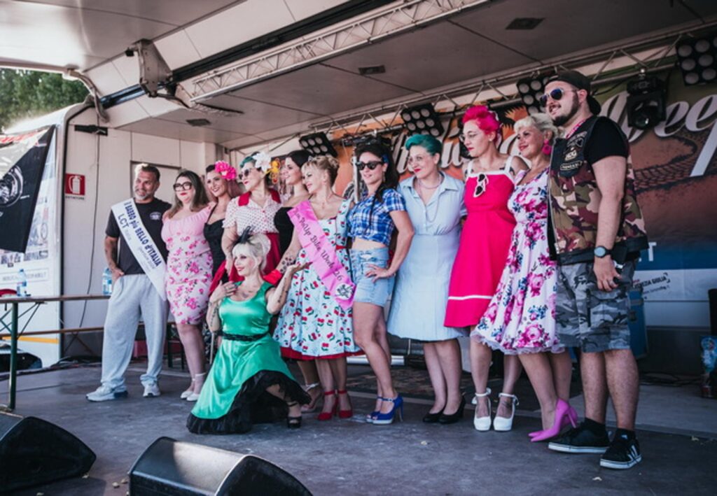 Contest Pin Up della Italian Bike Week 2026 collegato alla US Car on the Beach