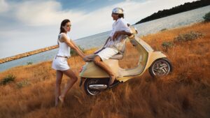 marchio-tridimensionale-vespa_3.jpg