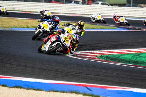 Pro Honda CBR600RR Cup al Cremona Circuit per il penultimo round del Dunlop CIV