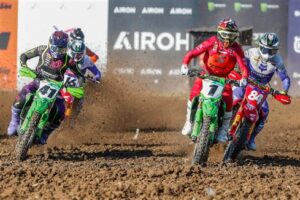 Romain Febvre e Kawasaki nelle qualifiche MXGP Cina sul circuito di Shanghai