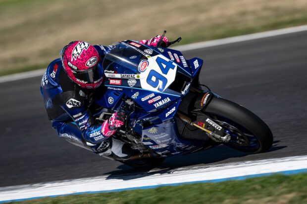 GMT94 Yamaha protagonista nella Superpole di Magny-Cours del WorldSSP