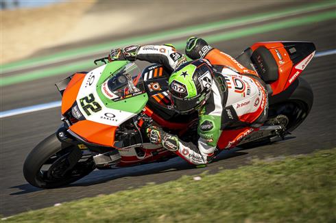 Bimota KB998 Rimini del team ufficiale WorldSBK a Magny-Cours