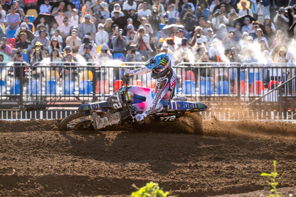 Monster Energy Yamaha Factory MX2 Team al MXGP della Cina con Janis e Karlis Reisulis