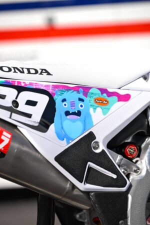 Carene speciali Cycra Honda HRC Progressive destinate all’asta benefica Honda