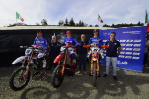 Rappresentativa italiana al Motocross delle Nazioni di Ernée con Adamo, Forato e Zanchi