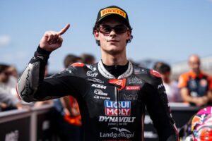 Izan Guevara protagonista del record Motegi 2026 in qualifica Moto2