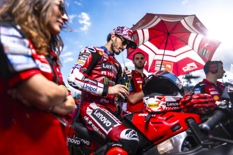 Sprint MotoGP Motegi, successo di Marc Márquez con il Ducati Lenovo Team