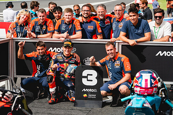 Alvaro Carpe con la KTM Ajo Moto3 al GP del Giappone di Motegi