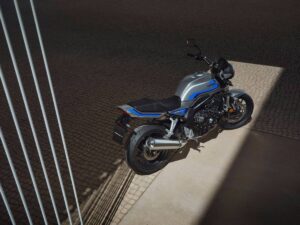 Honda CB1000F, roadster moderna ispirata alle storiche CB750F e CB900F