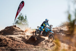 Addax Rally 2026, Kevin Gallas conserva il comando dopo la terza tappa