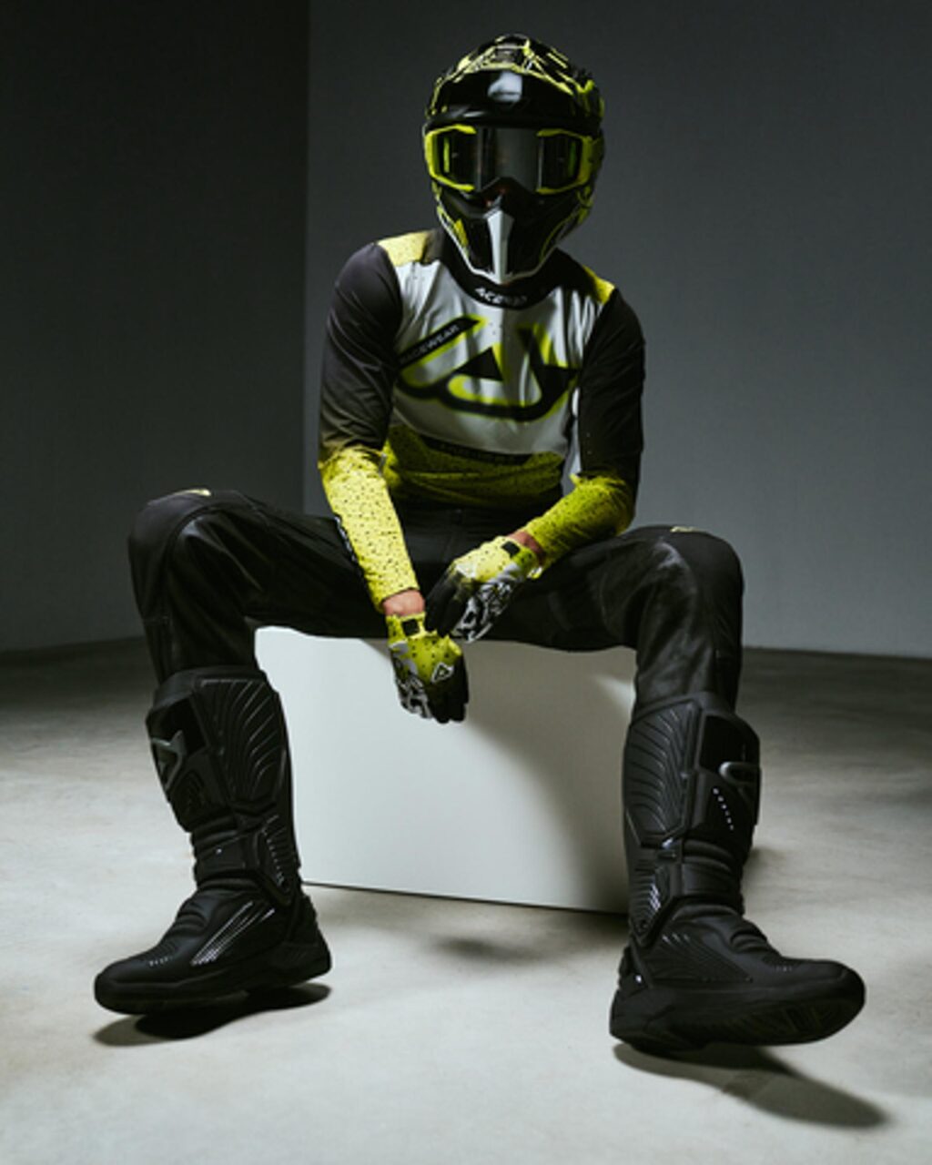 Collezione off-road Acerbis X-FLEX 2.0 per il total look tecnico 2027