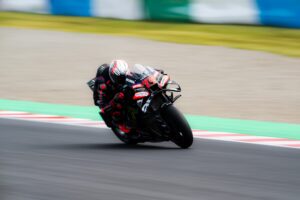 aprilia-racing-a-motegi_7-1.jpg