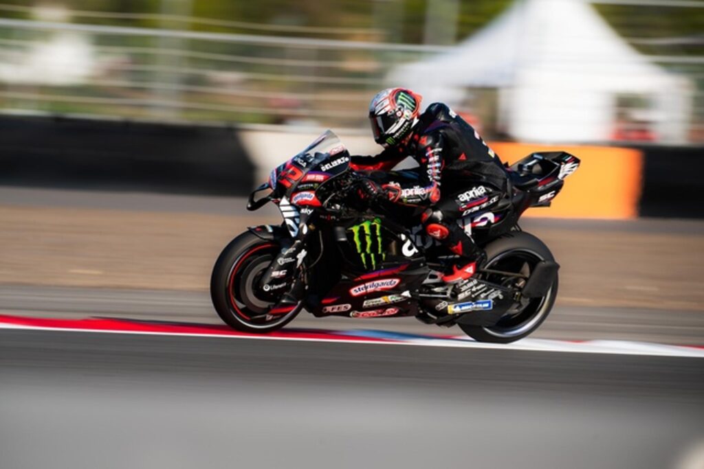 Aprilia Racing con tre RS-GP26 nelle prime posizioni del venerdì a Mandalika
