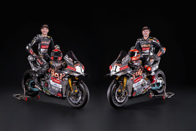 Ducati Panigale V4 R ufficiale protagonista della stagione perfetta nel WorldSBK 2026