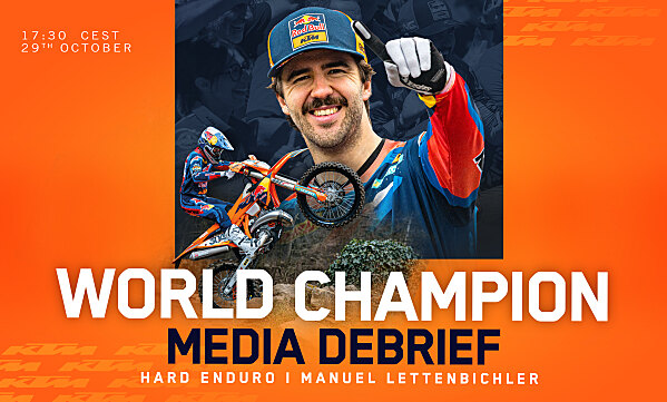 Manuel Lettenbichler celebra il titolo mondiale Hard Enduro 2026 con Red Bull KTM Factory Racing