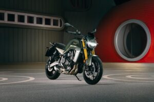 Moto Guzzi The Trip 500, la nuova roadster debutta a EICMA 2026